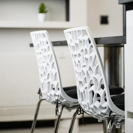 度假居 Deluxe 4bdr House W/ Pool By Lovelystay *