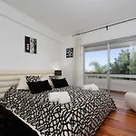 Ferienhaus Deluxe 4bdr House W/ Pool By Lovelystay *