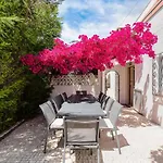 Deluxe 4bdr House W/ Pool By Lovelystay Ferienhaus Portimão