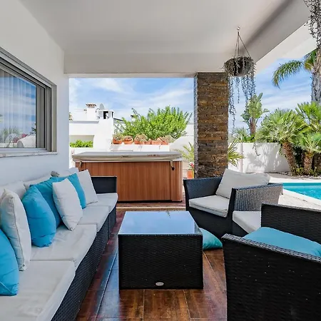 Deluxe 4bdr House W/ Pool By Lovelystay Portimão