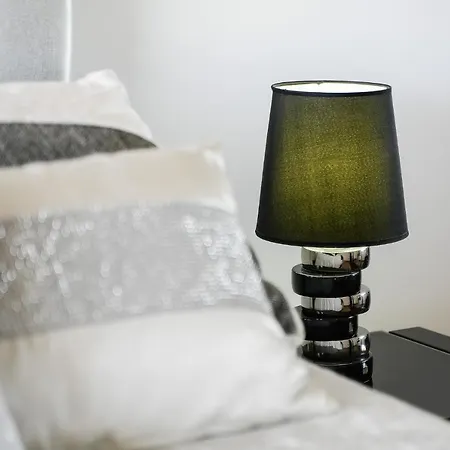 Deluxe 4bdr House W/ Pool By Lovelystay * Портіман