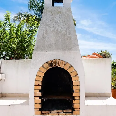 Deluxe 4bdr House W/ Pool By Lovelystay *