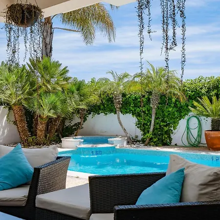 Deluxe 4bdr House W/ Pool By Lovelystay Hébergement de vacances Portimão