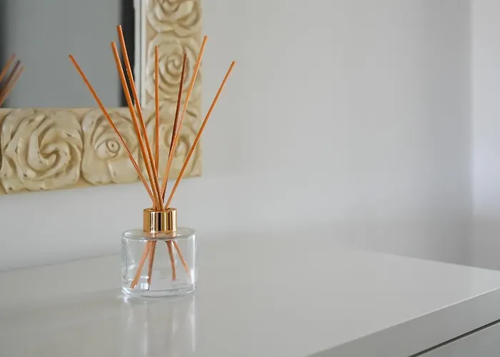 Deluxe 4bdr House W/ Pool By Lovelystay