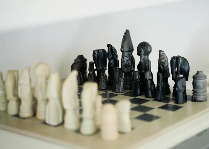 Deluxe 4bdr House W/ Pool By Lovelystay